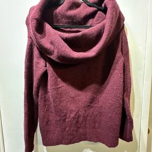 Club MonacoWomen's Burgundy Sweater